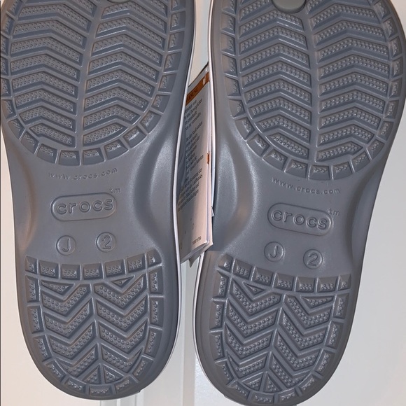 NEW Sandle Crocs - Picture 4 of 5